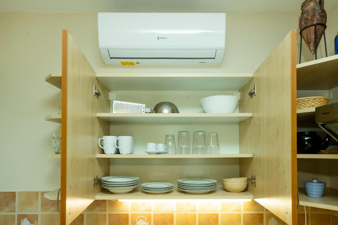 Nemes Apartman เอ็กเกอร์ ภายนอก รูปภาพ